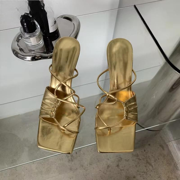 Sandalias de tacón bajo con banda estrecha dorada para mujer, con punta cuadrada y puntera abierta