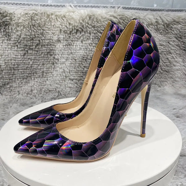 Tacones altos puntiagudos de 12 cm para boda y novia.