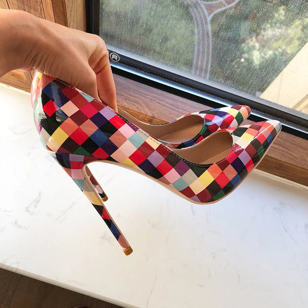 Zapatos de fiesta de tacón alto con punta puntiaguda y estampado colorido para mujer