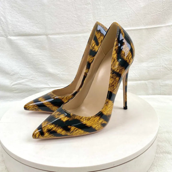 Zapatos de tacón alto con estampado de leopardo en punta para mujer