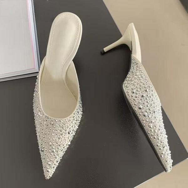 Nuevas zapatillas sexis con remaches para fiesta de graduación, diseño de punta puntiaguda y tacones altos y finos para mujer.