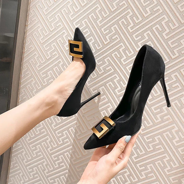 black temperament  versatile pointed four season shoes