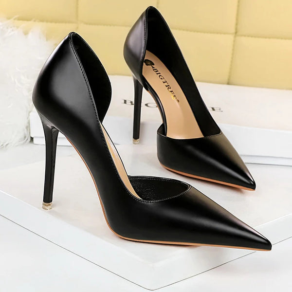 Zapatos de tacón alto negros de piel de calidad para mujer, zapatos de boda a la moda.