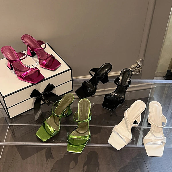 Elegantes zapatillas de punta cuadrada para mujer, diseño de estilo extraño, tacones altos