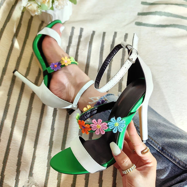 Fashion Design Sunflower Narrow Band Women Sandals