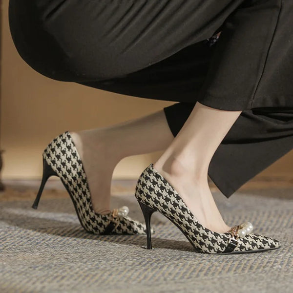 Thousand Bird Grid High Heels Female