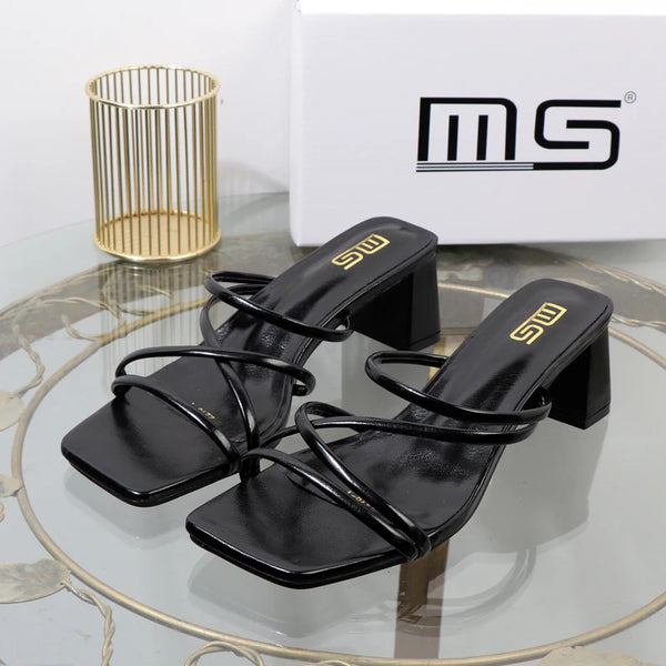 luxurious Women's slippers in the summer of  simple thick heels high heels sandals
